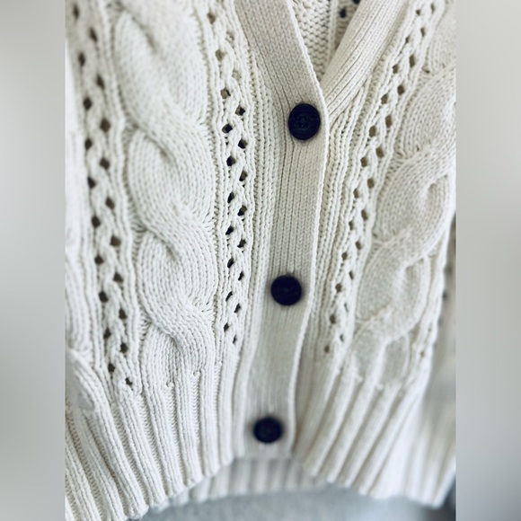 Universal Thread Cream Cable Knit Cardigan size XS - Picture 3 of 7